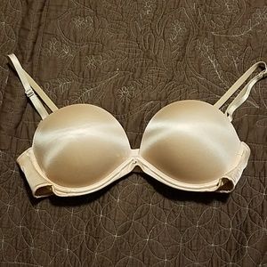 Victoria's Secret 36B Strapless nude color
